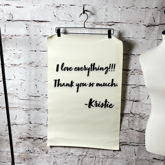 Bookmark My Closet 🖤 - Picture 9 of 10